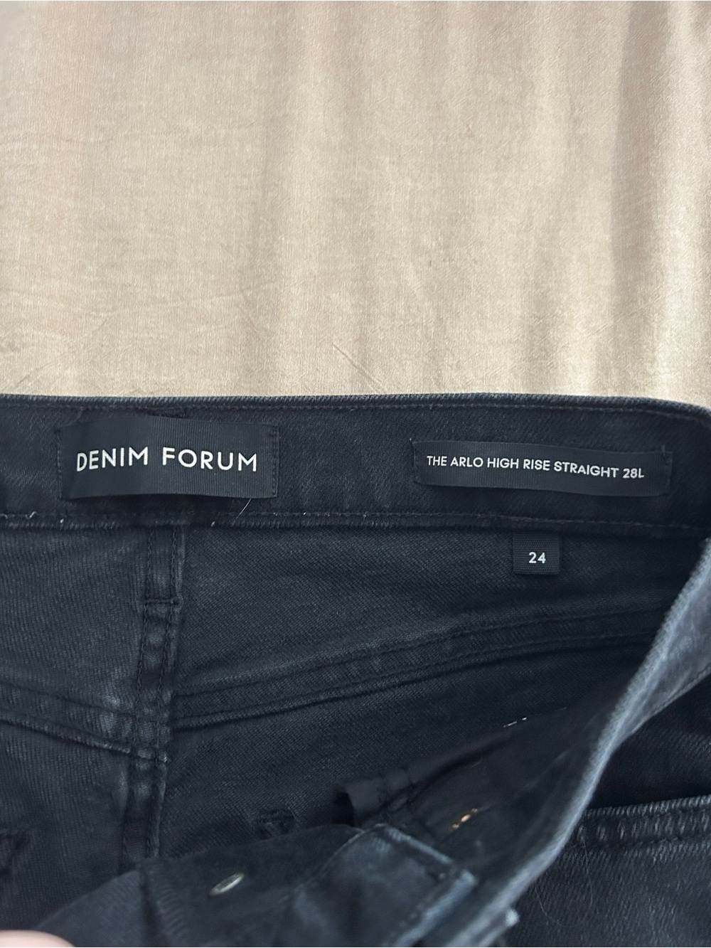 Aritzia Denim Forum The Arlo High Rise Straight 28L Black Jeans Size 24 - Picture 4 of 6